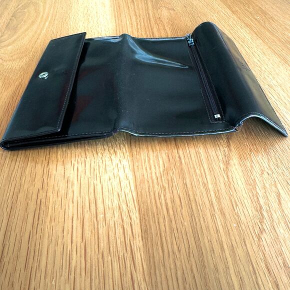 Prada Spazzolato Long Tri-Fold Leather Wallet - Picture 9 of 9